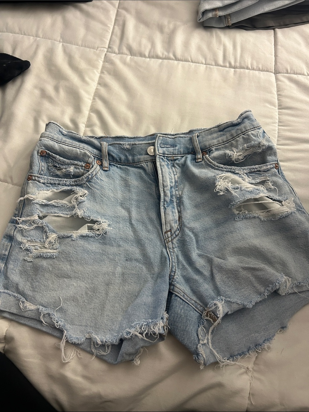 American Eagle Outfitters Light Wash Ripped Denim Shorts